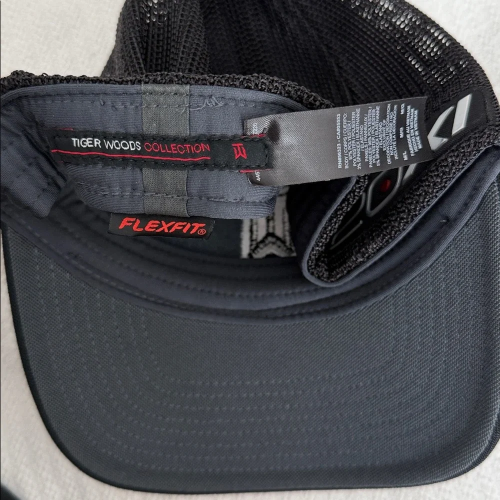 NIKE Tiger Woods Collection Flex Fit Black Hat 20XI - Picture 5 of 6